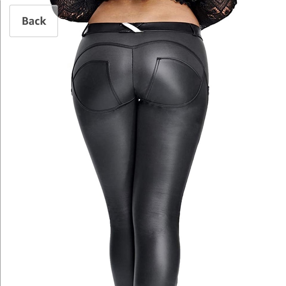 Faux leather push up black pants